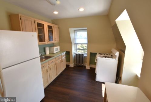 542 Johnson St, Philadelphia PA 19138-1110 exterior