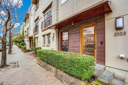 2335 Clark St, Dallas, TX 75204-2826