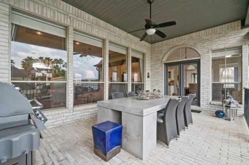 135 April Breeze St, Montgomery TX 77356-5882 exterior