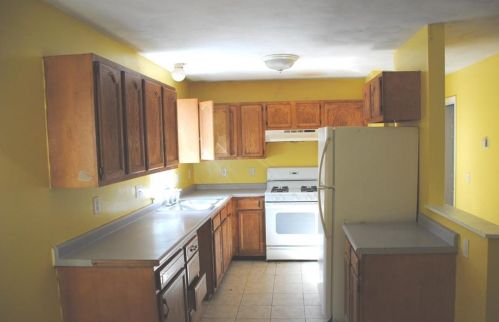 177 Dexter St, Providence RI 02909-0012 exterior