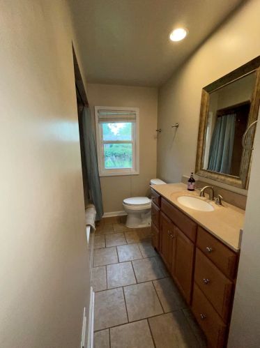 3129 Fleetwood Dr, Kalamazoo MI  49024-5606 exterior