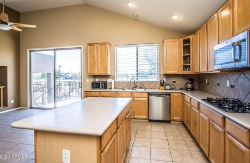 2698 Firestone Dr, Chandler AZ 85249-7387 exterior