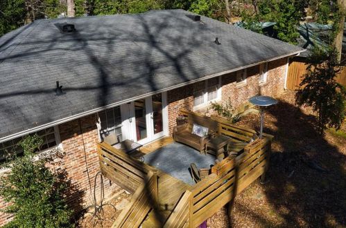 2096 Cedar Ln, Atlanta GA 30311-3939 exterior