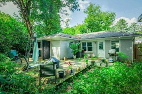 2929 Glenwood Ave, Atlanta GA 30312-3133 exterior