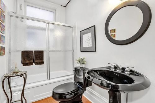 914 Aiken Ave, Pittsburgh PA 15232-3202 exterior