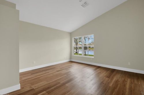 7864 Gardner Dr, Naples FL 34109-0607 exterior