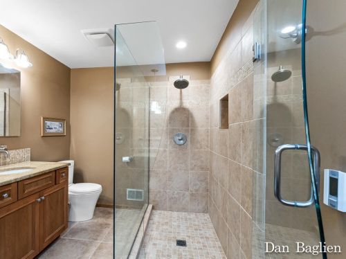 1069 Randall Rd, Meskegon MI 49441-4870 exterior