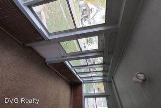 344 35th Ave, Omaha NE  68131-2408 exterior