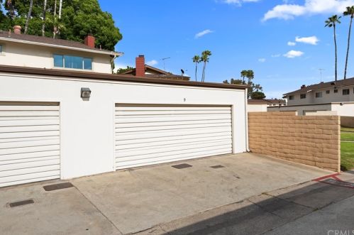 1722 Mitchell Ave, Tustin CA  92780-6321 exterior