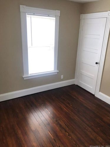 33 Sunrise Ave, New Britain CT  06051-2120 exterior