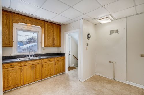 8747 Sacramento, Chicago IL 60805-2636 exterior