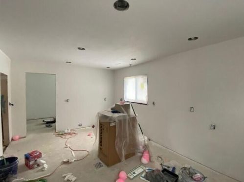 430 White Ave, Meskegon MI 49442-2016 exterior