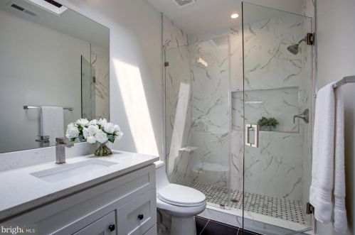 1213 17th St, Washington DC  20002-2019 exterior