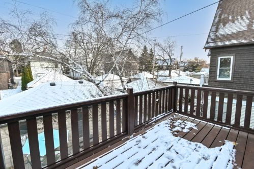 2946 Stowell Ave, Milwaukee WI 53211-3349 exterior