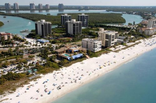 14825 Bellezza Ln, Naples FL 34110-2752 exterior