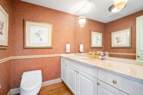 450 5th Ave, Boca Raton FL  33432-6085 exterior