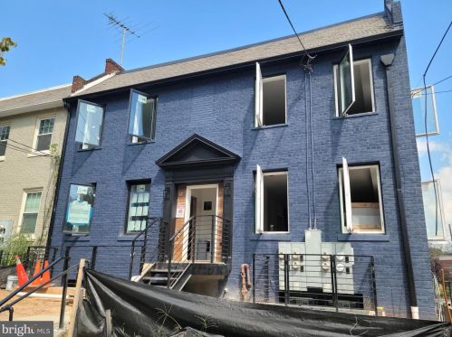 3918 10 St, Washington DC 20002-3736 exterior