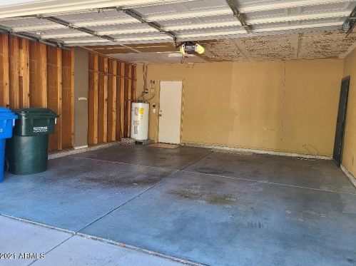 7028 41 St, Phoenix AZ 85044-6799 exterior