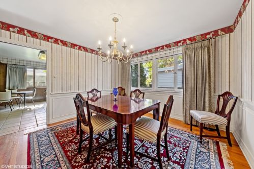 333 Sturges Pkwy, Elmhurst IL 60126-3339 exterior