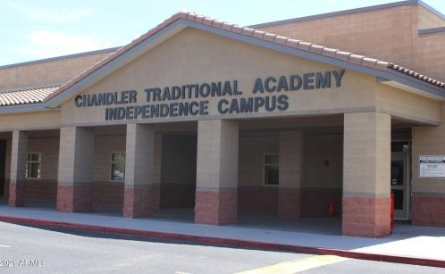 1813 Mead Pl, Chandler AZ 85248-5436 exterior