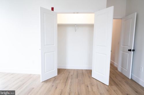 1500 Dickinson St, Philadelphia PA 19146-4757 exterior