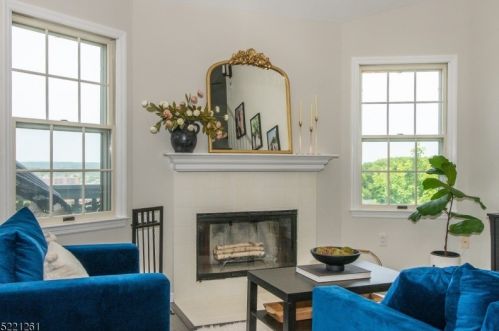 29 Crystal Ln, Paterson NJ  07501-3373 exterior