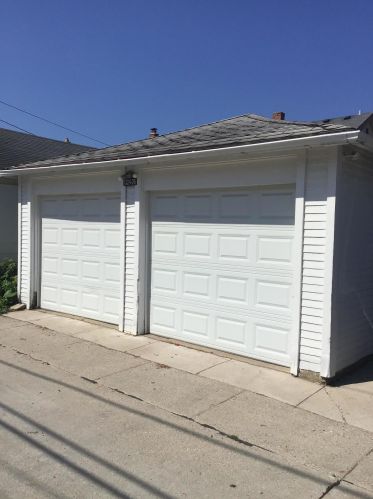 1324 76th St, Milwaukee WI  53214-3035 exterior