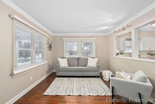 1221 Whitmore Ave, Grand Rapids MI 49504-2446 exterior