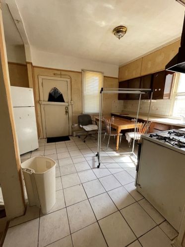 8731 Carpenter St, Chicago IL 60643-2215 exterior