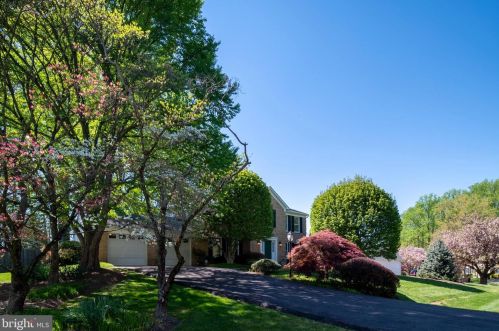 332 Soapstone Ln, Silver Spring, MD 20905-5758