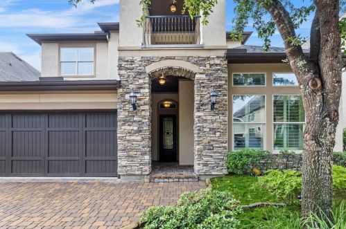 291 Sonoma Ct, Conroe, TX 77384-4917