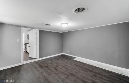 723 Matthews St, Gary IN 46406-1530 exterior