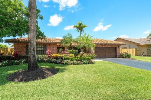 21155 Shady Vista Ln, Boca Raton FL  33428-1184 exterior