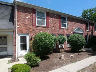 41 Jamestown Dr, Springfield MA  01108-3144 exterior