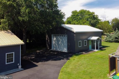 15544 New Rd, Lewes DE 19958-9573 exterior