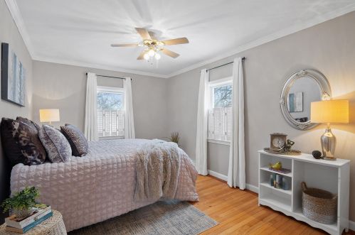 297 Main St, Seabrook NH 03874-4621 exterior