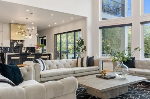 4513 Court Of St James, Austin TX  78730-3427 exterior