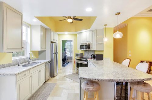 11269 Northland Dr, Fort Pierce FL 34987-1942 exterior