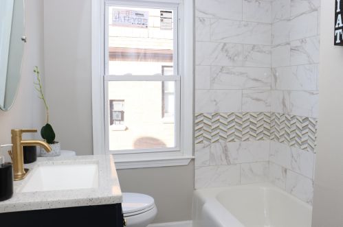 5051 26 St, Milwaukee WI 53233-2512 exterior