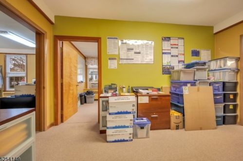 196 Belvidere Ave, Washington NJ 07882-1028 exterior