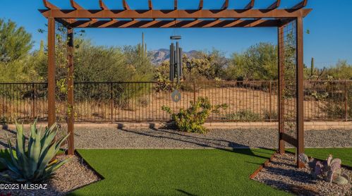 4358 Lambert Ln, Tucson AZ  85742-9084 exterior