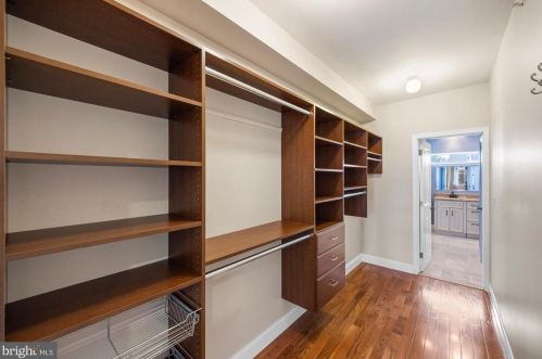 1505 Dickinson St, Philadelphia PA 19146-4830 exterior