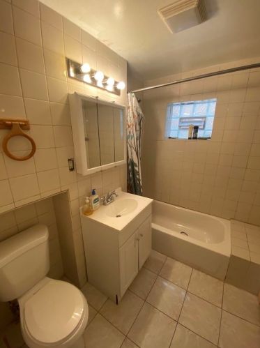 3300 Parnell Ave, Chicago IL 60628-7442 exterior