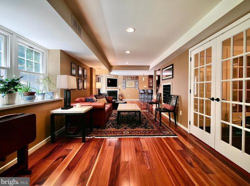 12 Michele Dr, Media PA 19063-1029 exterior