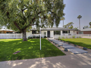 3907 Clarendon Ave, Phoenix AZ  85018-5211 exterior