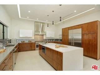 748 Detroit St, Los Angeles CA  90046-7606 exterior