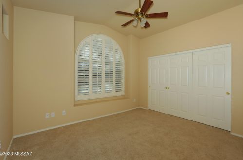 11438 Mtn Breeze Dr, Tucson AZ 85737-7247 exterior