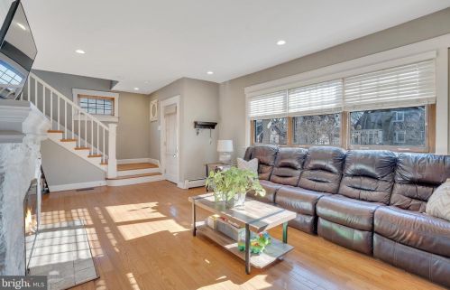 104 Morgan Ave, Riverton NJ 08077-1106 exterior