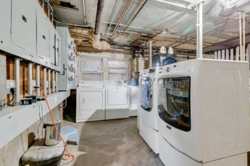 1454 Hollywood Ave, Chicago IL 60660-4215 exterior