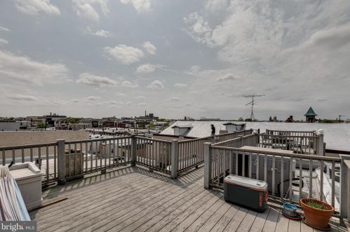 1602 12 St, Philadelphia PA 19148-1002 exterior